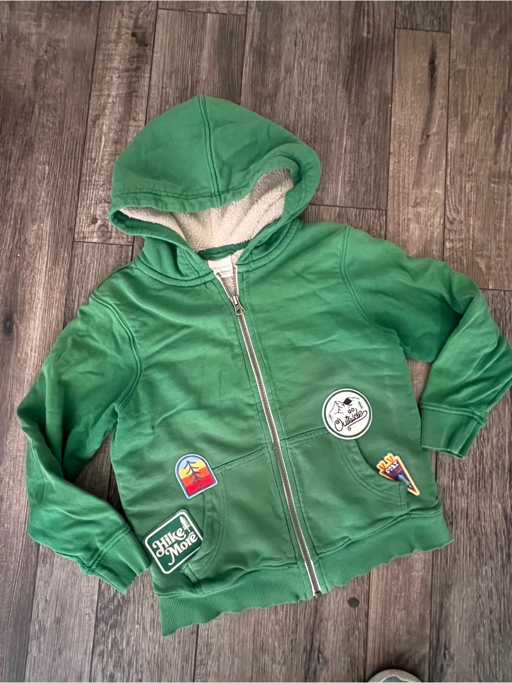 🏅 10/$10 Hanna Andersson Green Kids Zip-Up Hoodie with Patch Accents